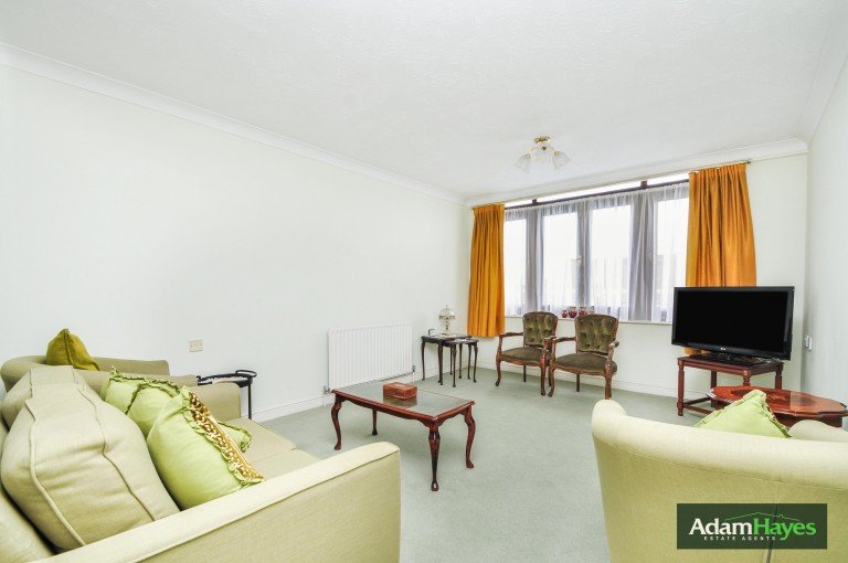 Sandringham Gardens, North Finchley