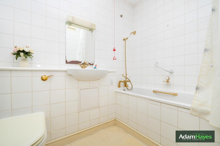 Sandringham Gardens, North Finchley