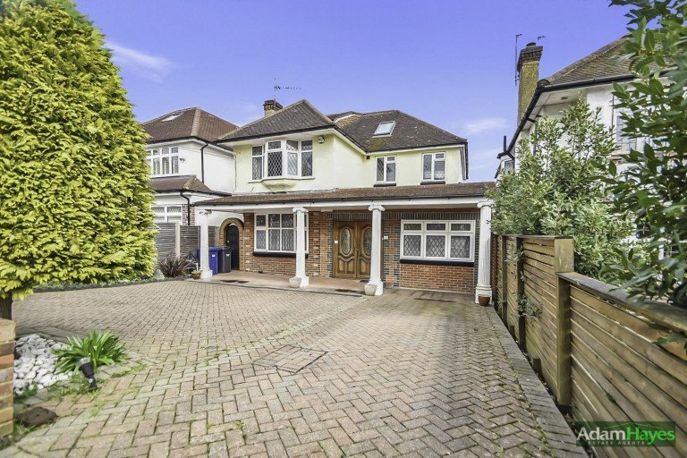 Southway, Totteridge, N20