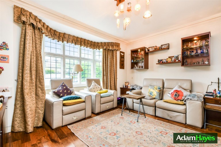 Beechwood Avenue, Finchley N3