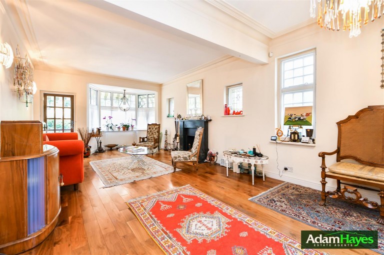 Beechwood Avenue, Finchley N3