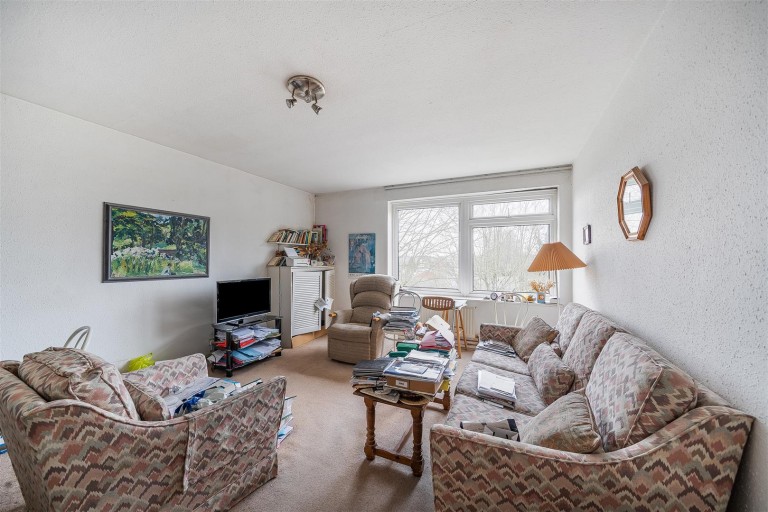Moss Hall Grove, North Finchley, N12