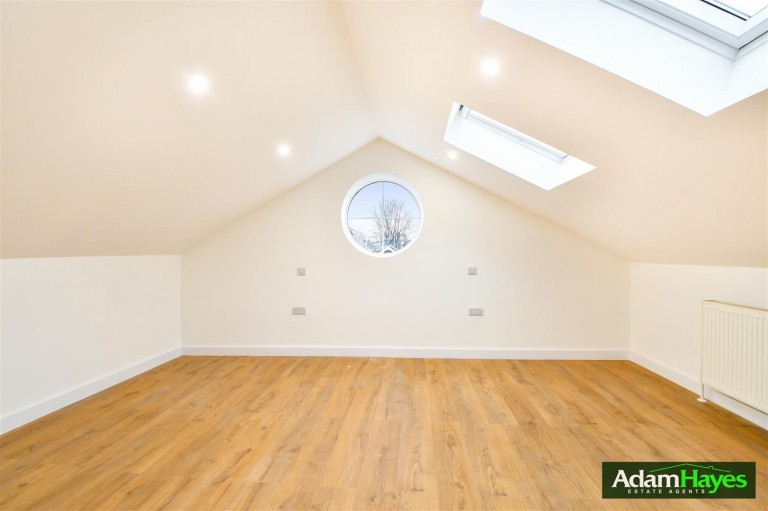 Hutton Grove, North Finchley N12