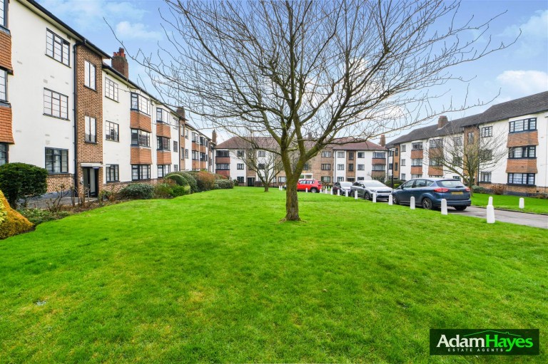 Friern Park, North Finchley, N12