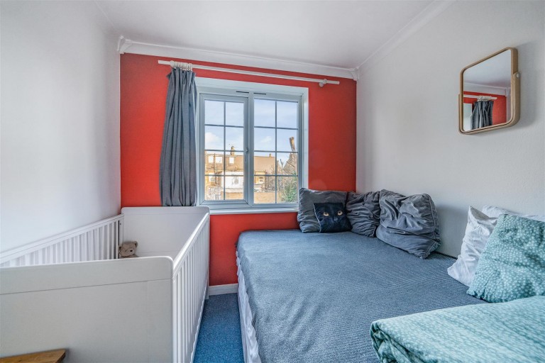 Hartland Road, Friern Barnet, N11
