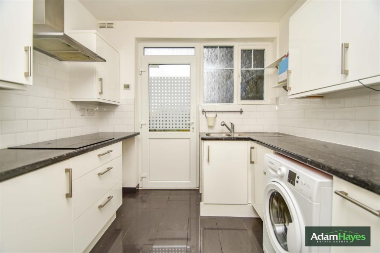Finchley Road, Temple Fortune, NW11