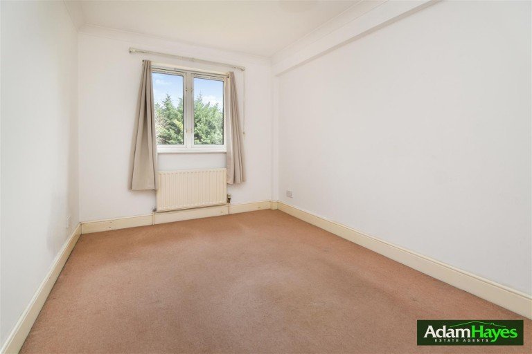 Regents Park Road, Finchley Central, N3