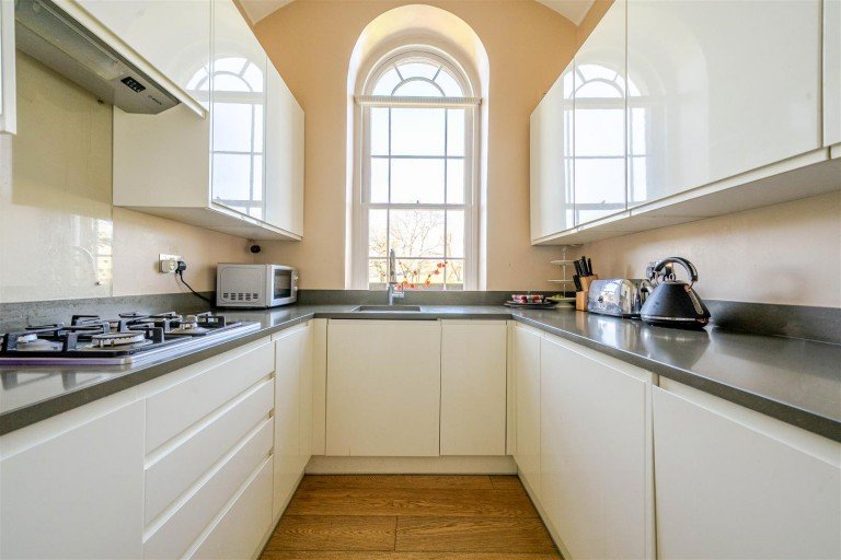 Royal Drive, Friern Barnet, N11
