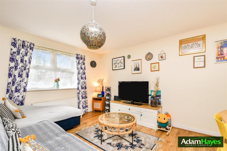 Coppetts Road, Muswell Hill N10