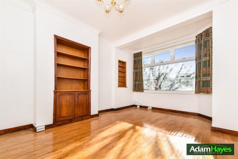 Woodgrange Avenue, North Finchey, N12