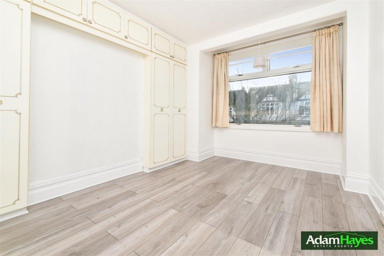 Woodgrange Avenue, North Finchey, N12