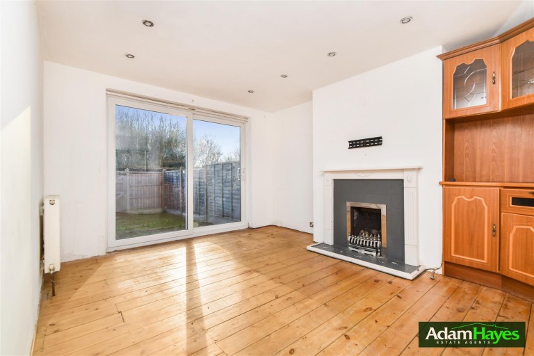 Colney Hatch Lane, Frien Barnet, N11
