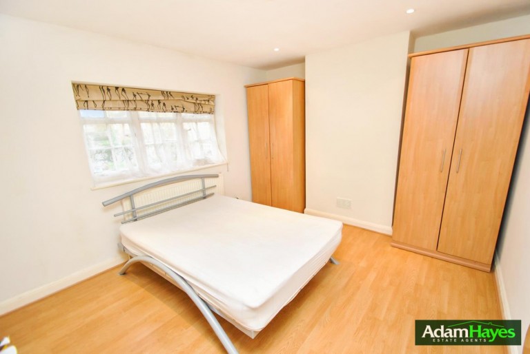 Neale Close, Hampstead Garden Suburb, N2
