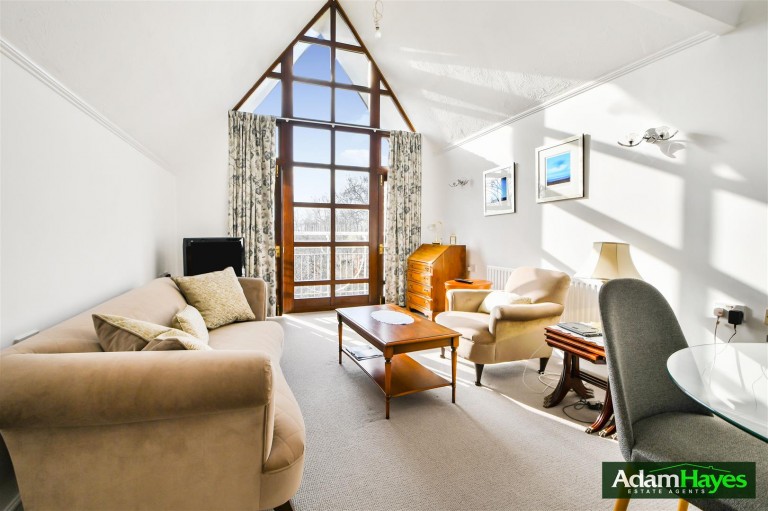 Sandringham Gardens, North Finchley, N12