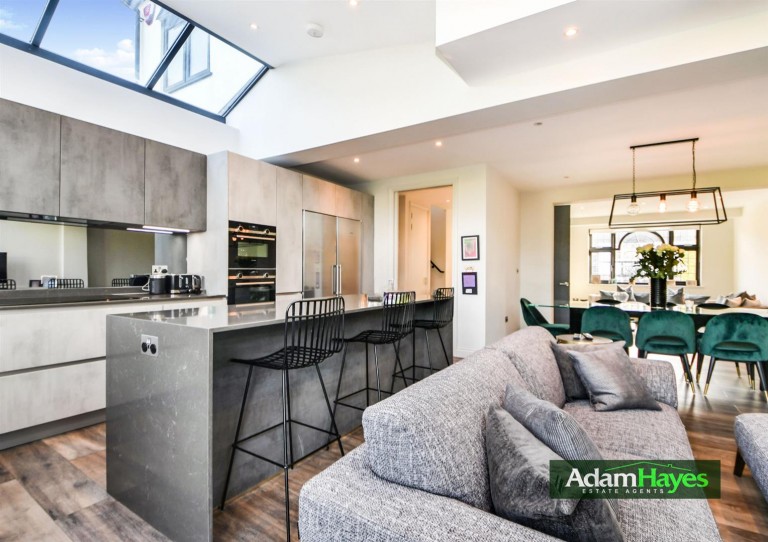 Abbots Gardens, East Finchley N2