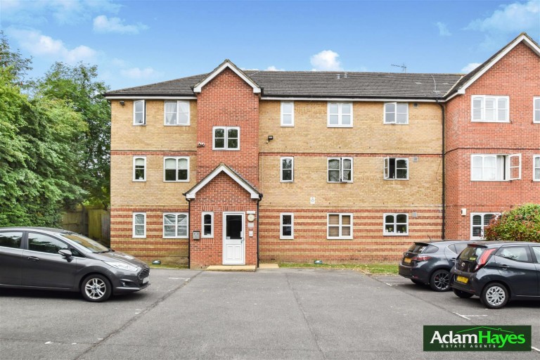 Simms Gardens, East Finchley, N2