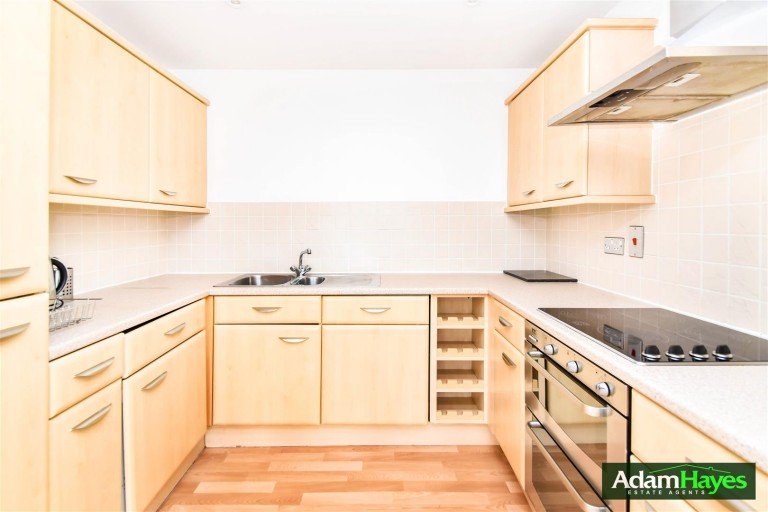 Magdalene Gardens, Whetstone, N20