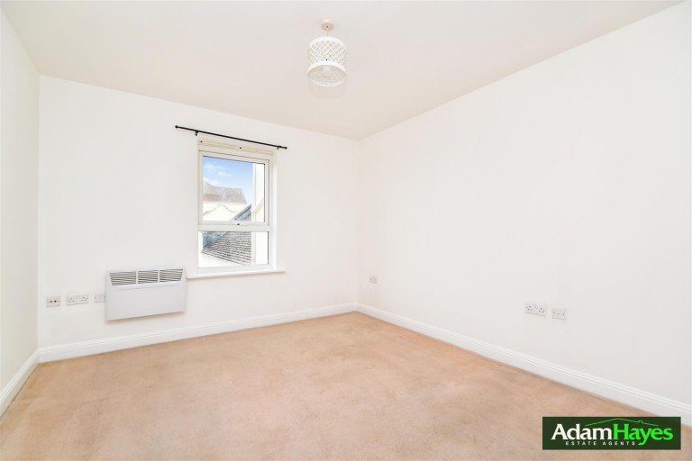 Magdalene Gardens, Whetstone, N20