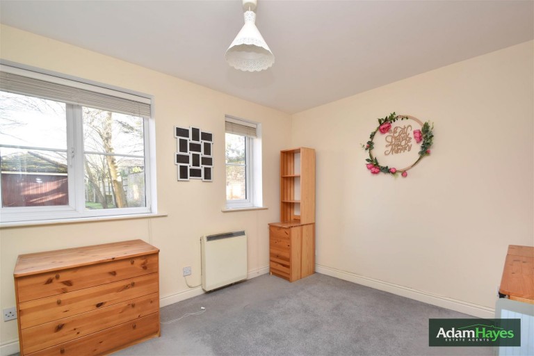 Lucas Gardens, East Finchley N2