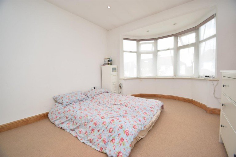 Leeside Crescent, Golders Green, NW11