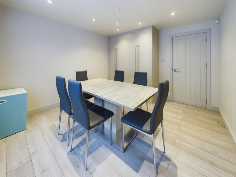 Brookland Rise, Hampstead Garden Suburb, NW11