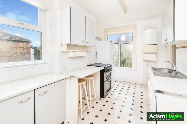 Grange Avenue, North Finchley, N12