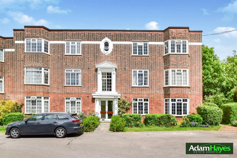 Ballards Lane, Finchley Central, N3