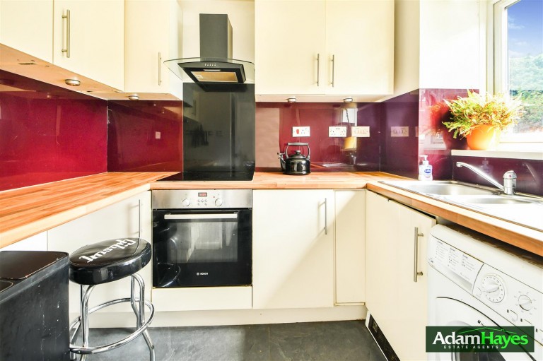Taunton Drive, East Finchley, N2