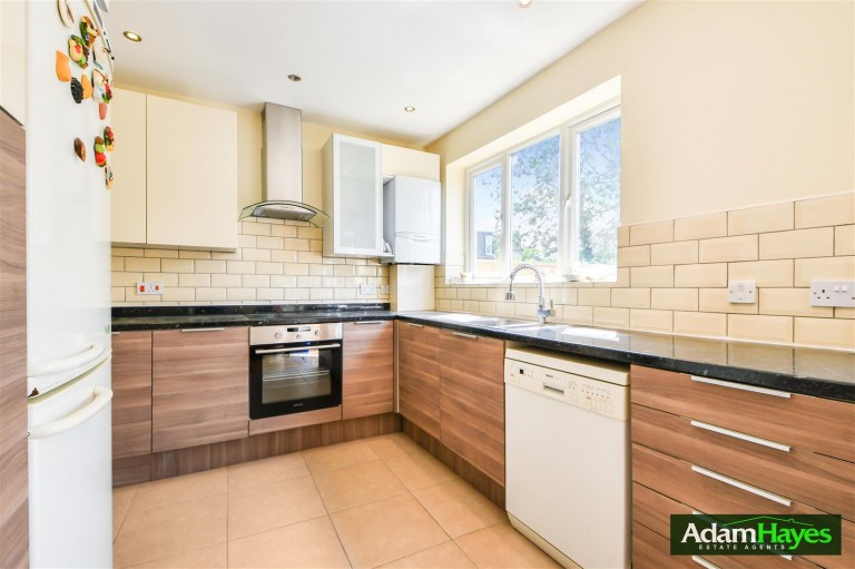 Woodhouse Road, North Finchley, N12