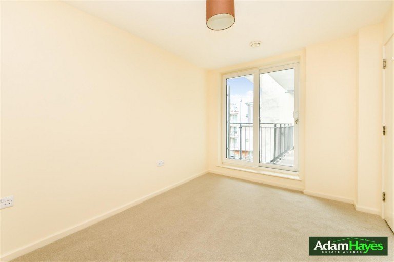 Lankaster Gardens, East Finchley, N2