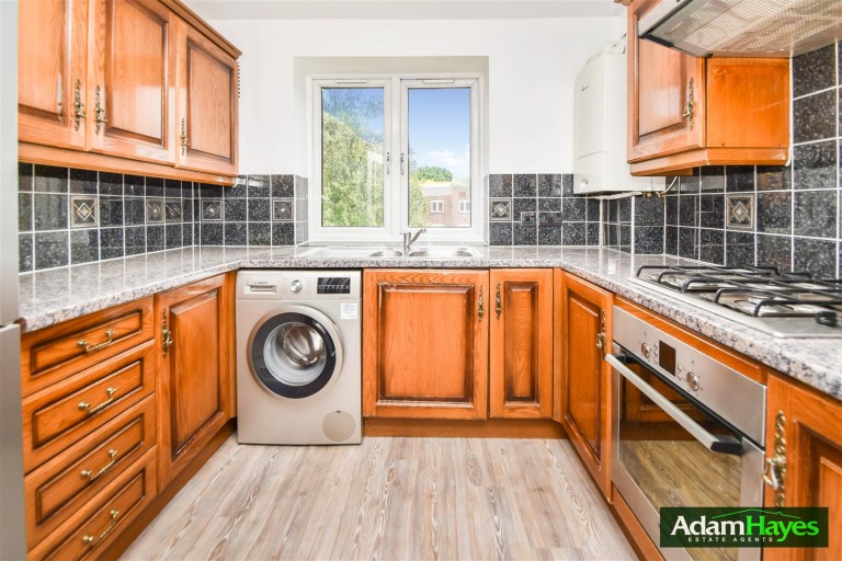 Friern Barnet Lane, Whetstone, N20