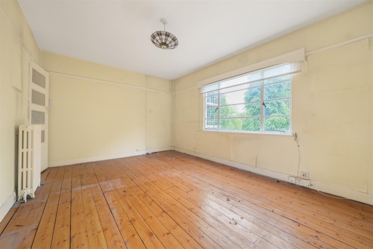 Pages Lane, Muswell Hill, N10