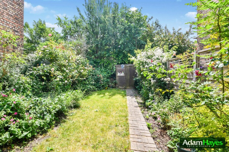 Grange Avenue, North Finchley N12