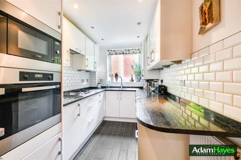 Ballards Lane, Finchley, N3