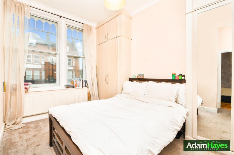 Princes Avenue, Finchley Central, N3