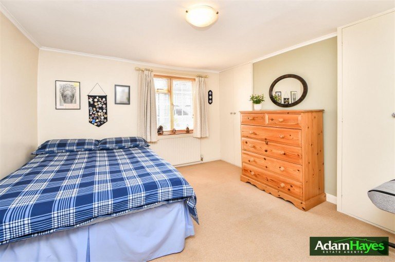 Lodge Lane, North Finchley, N12