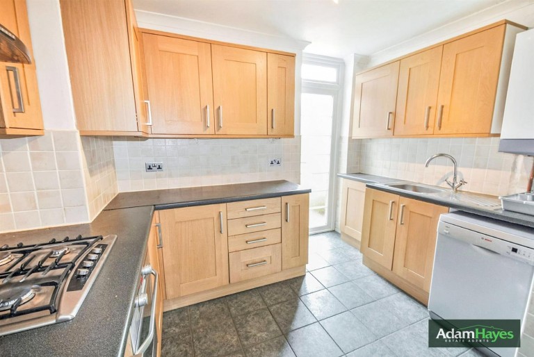 High Road, Whetstone, N20