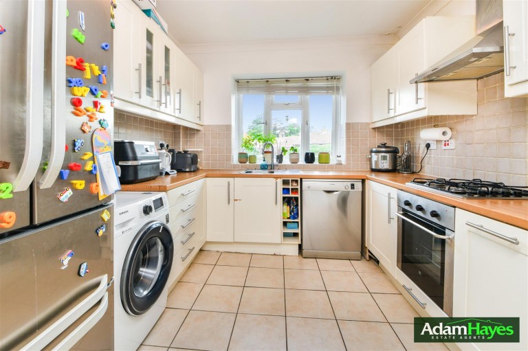 Elmshurst Crescent, East Finchley, N2