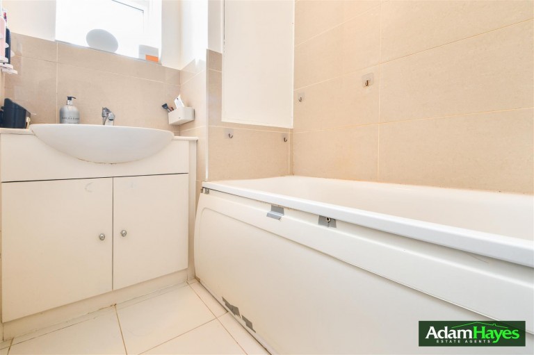 Elmshurst Crescent, East Finchley, N2
