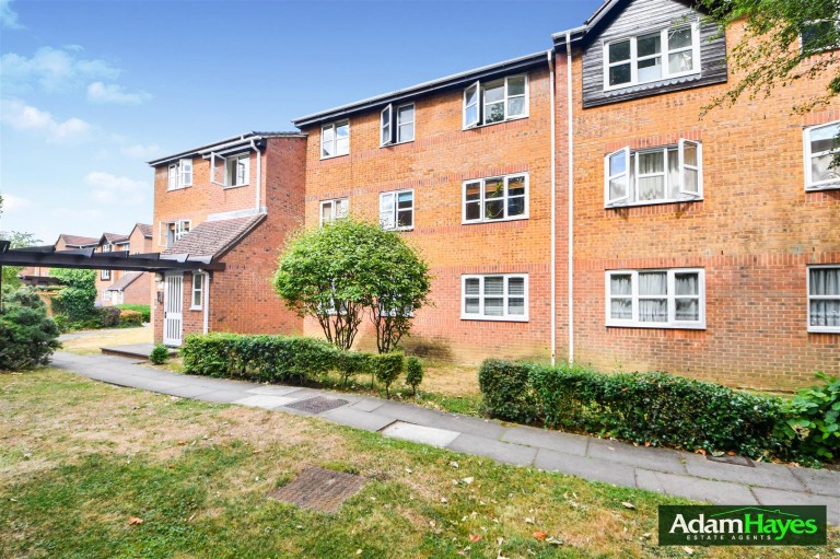 Stevenson Close, High Barnet, EN5