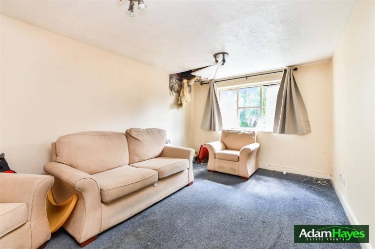 Stevenson Close, High Barnet, EN5