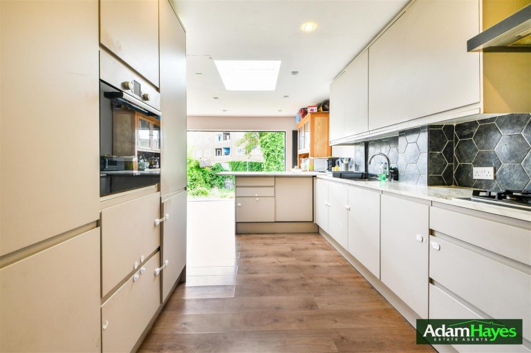 George Crescent, Muswell Hill, N10