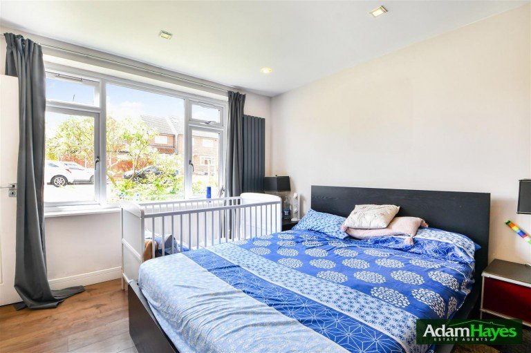 George Crescent, Muswell Hill, N10