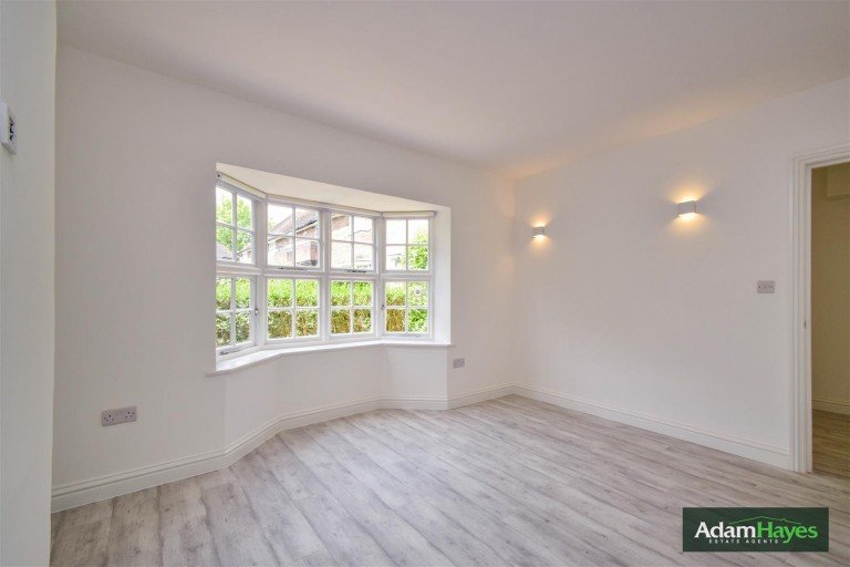 Midholm Close, Hampstead Garde Suburb, NW11
