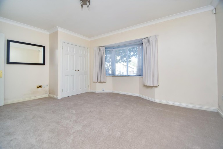 Woodside Park Road, Woodside Park, N12