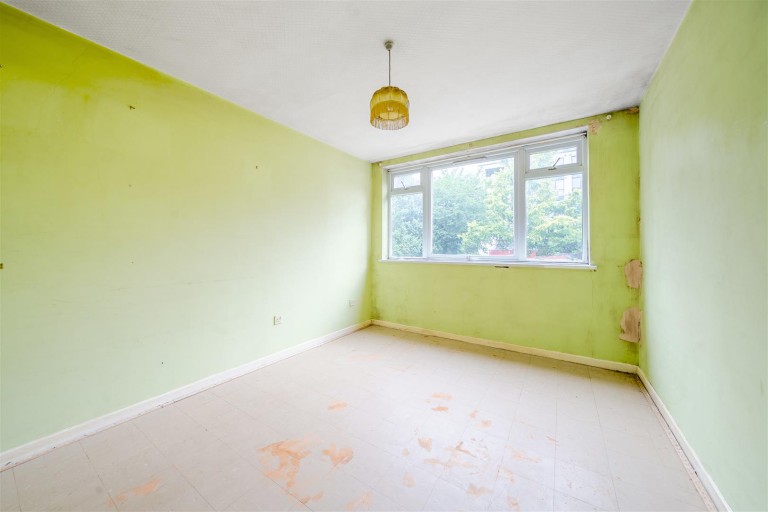 Nether Street, Finchley Central, N3
