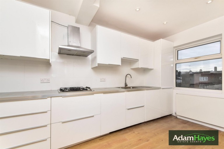 Creighton Avenue, East Finchley, N2