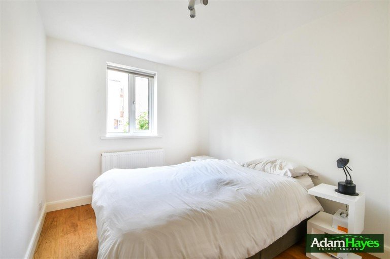 Diploma Avenue, East Finchley, N2