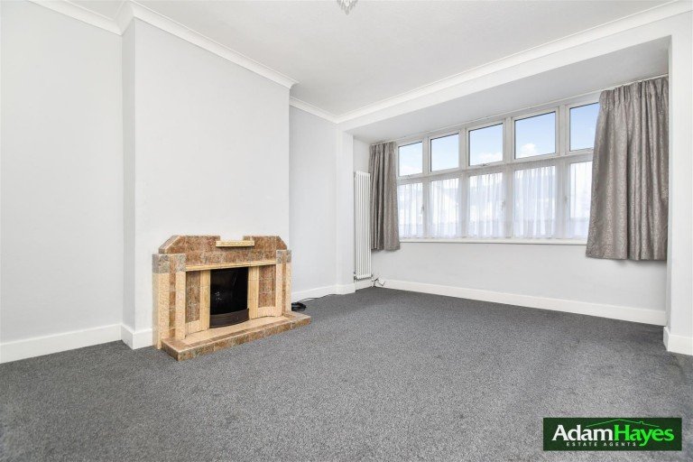 Hillcourt Avenue, North Finchley, N12