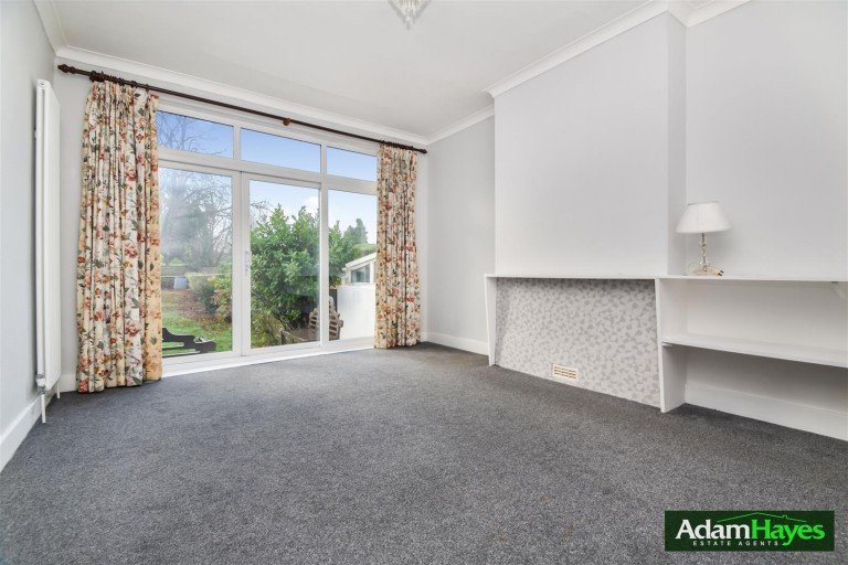 Hillcourt Avenue, North Finchley, N12